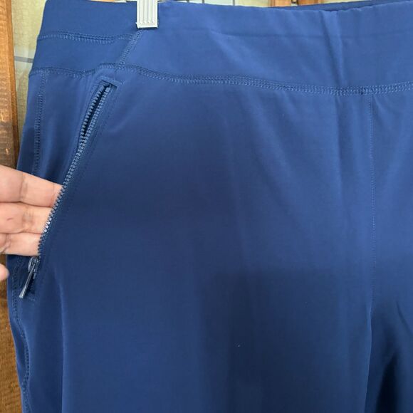 Chico's Zenergy Capri Workout Athleisure Pull On Pants Royal Blue Size 16 - Picture 3 of 11
